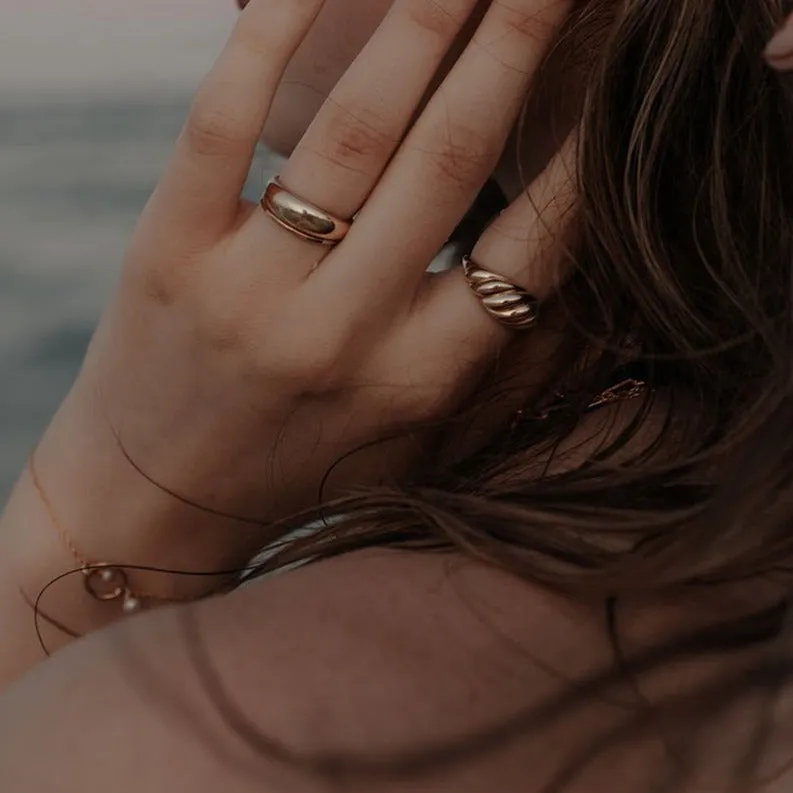 10k Solid Gold Croissant Dome Ring