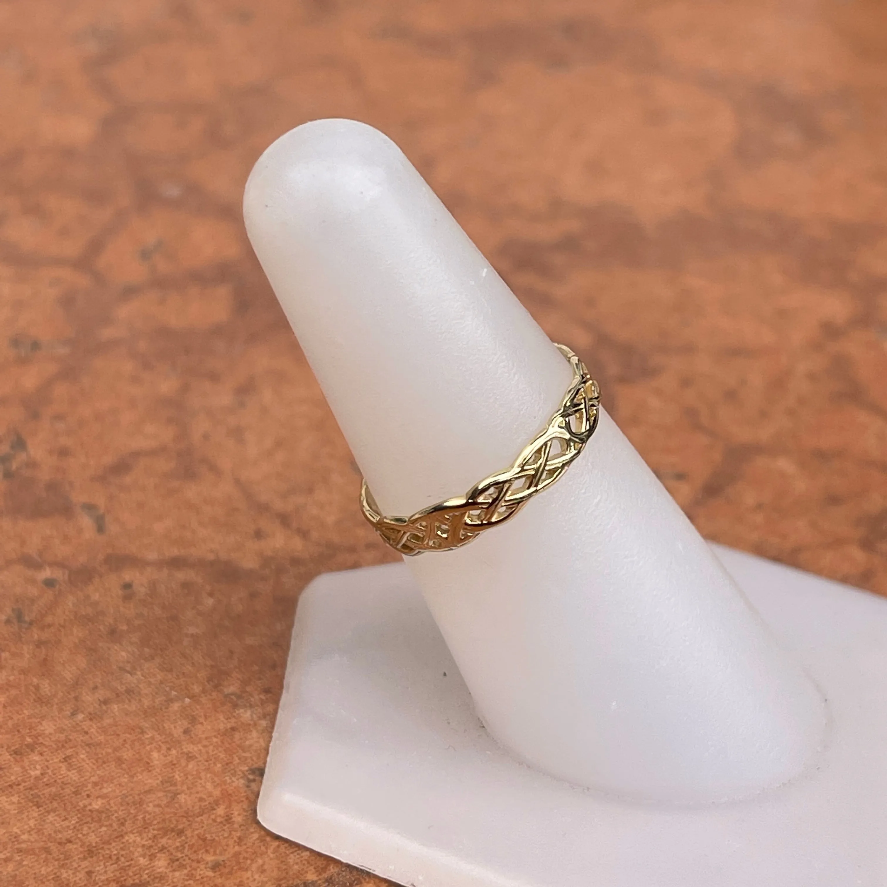 14KT Yellow Gold Thin Celtic Weave Band Ring