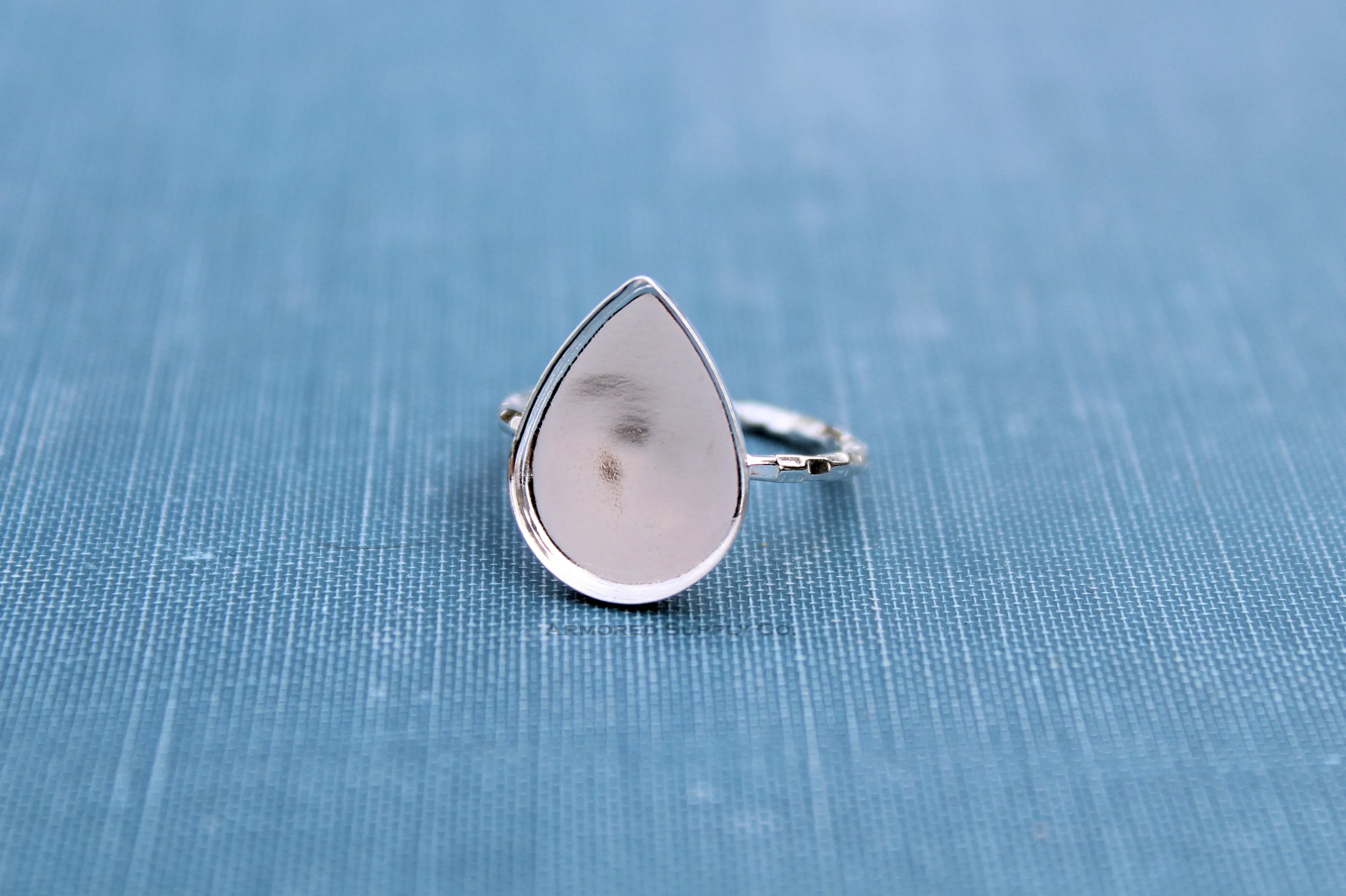 15x10mm Plain Pear Teardrop Bezel Checkered Ring blank