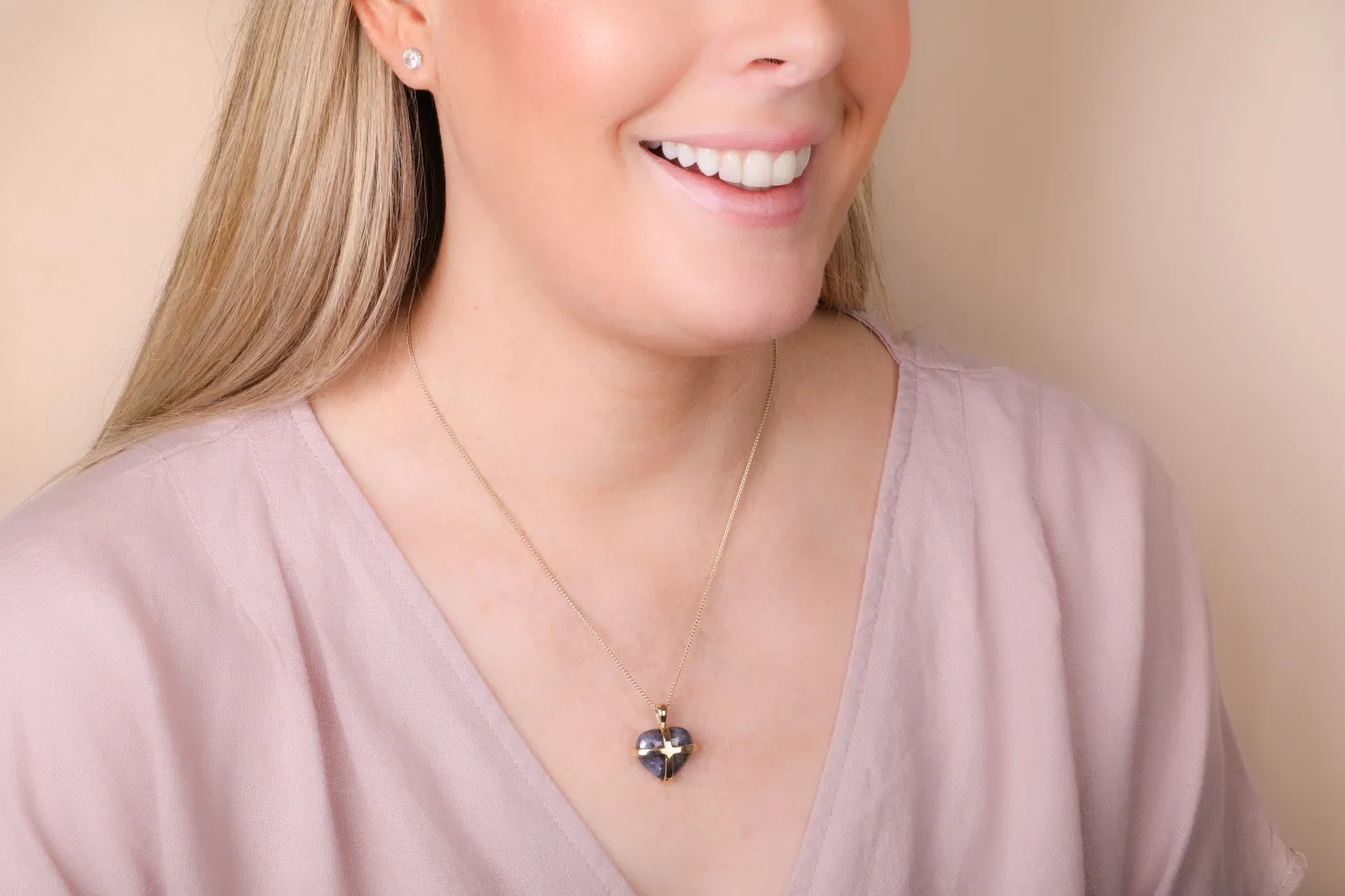 18ct Yellow Gold Northern Lights Greenland Sapphire Large Cross Heart Necklace