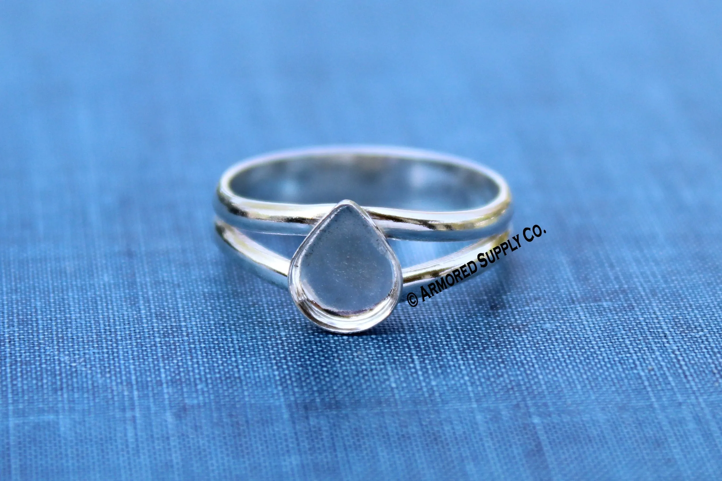 18x25mm Plain Pear Bezel Sterling Silver Split Shank Ring Band blank