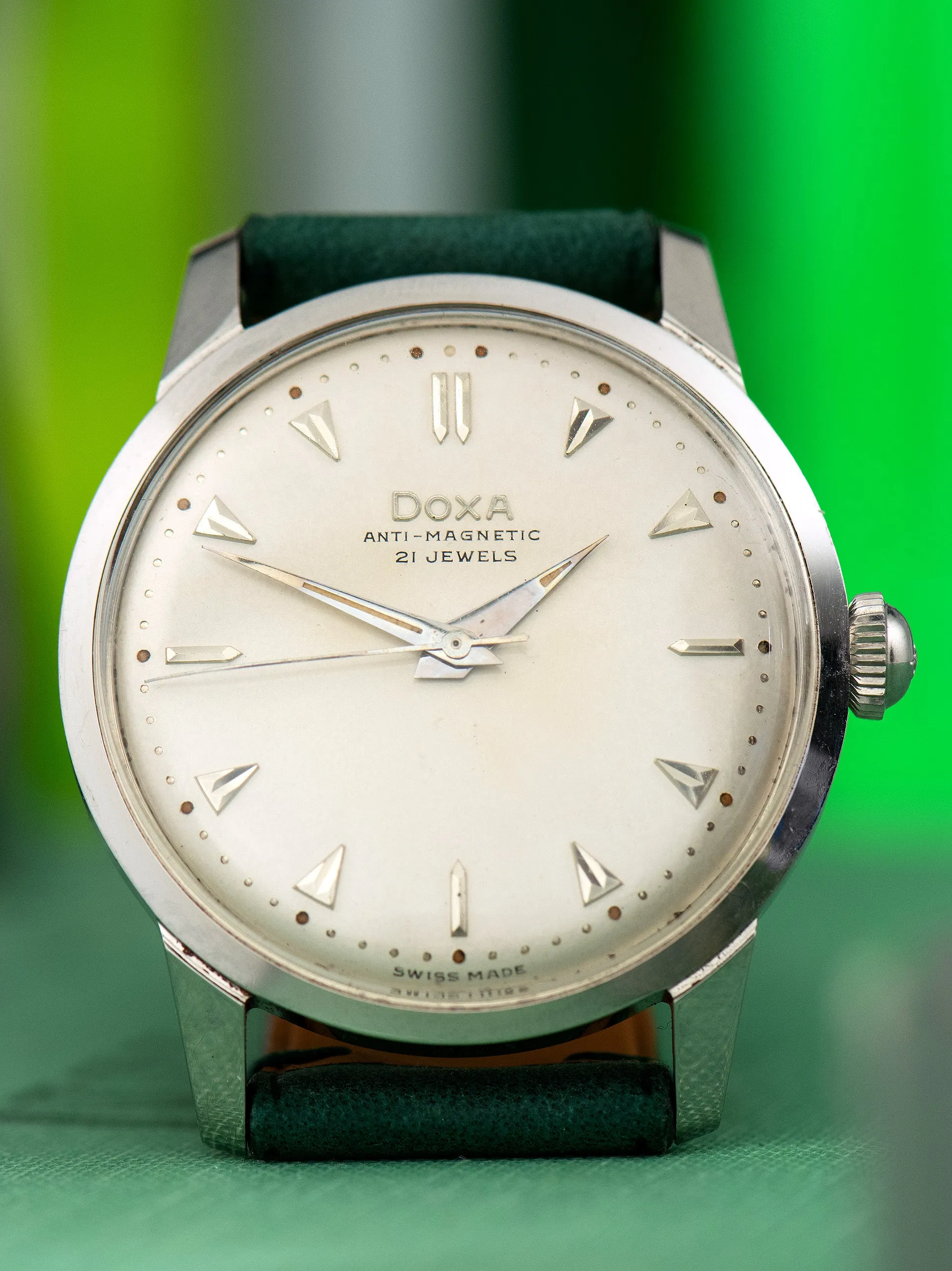 1950s DOXA Dead Beat Dress Watch (Ref. 15001)