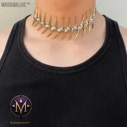 2023 New Bracelet Thorny Spine Punk Super Cool Unisex Wolf Tooth Trendy Metal Bangle Choker for Women Men Couple Party Jewelry