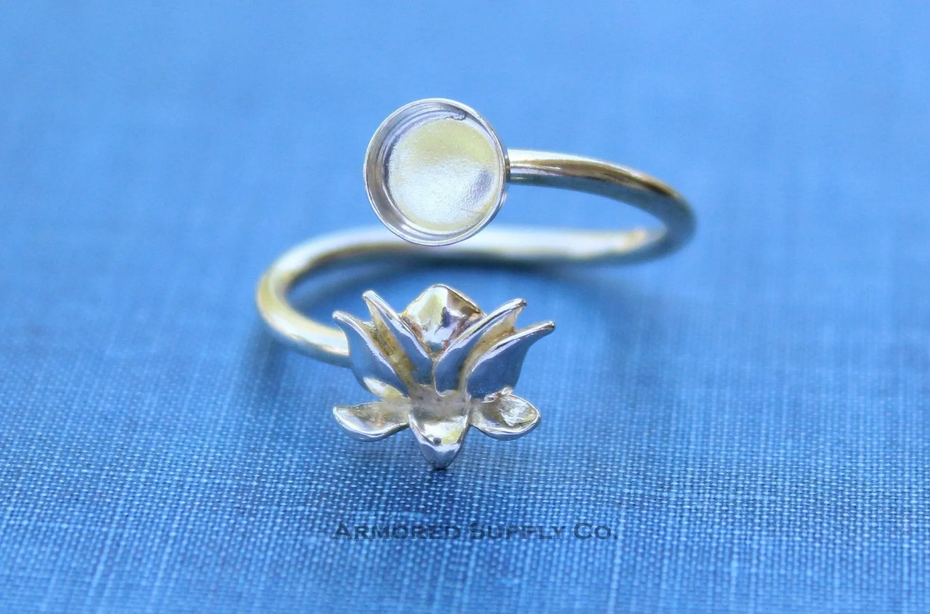 5mm Silver Lotus Flower Wrap Bypass Wrap Adjustable Bezel Ring blank