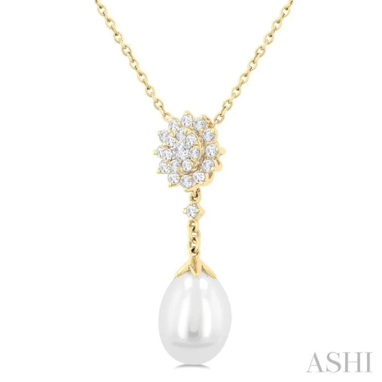 9X7 MM Drop Shape Cultured Pearl and 1/5 ctw Sunflower Round Cut Diamond Fashion Pendant With Chain in 14K Yellow Gold