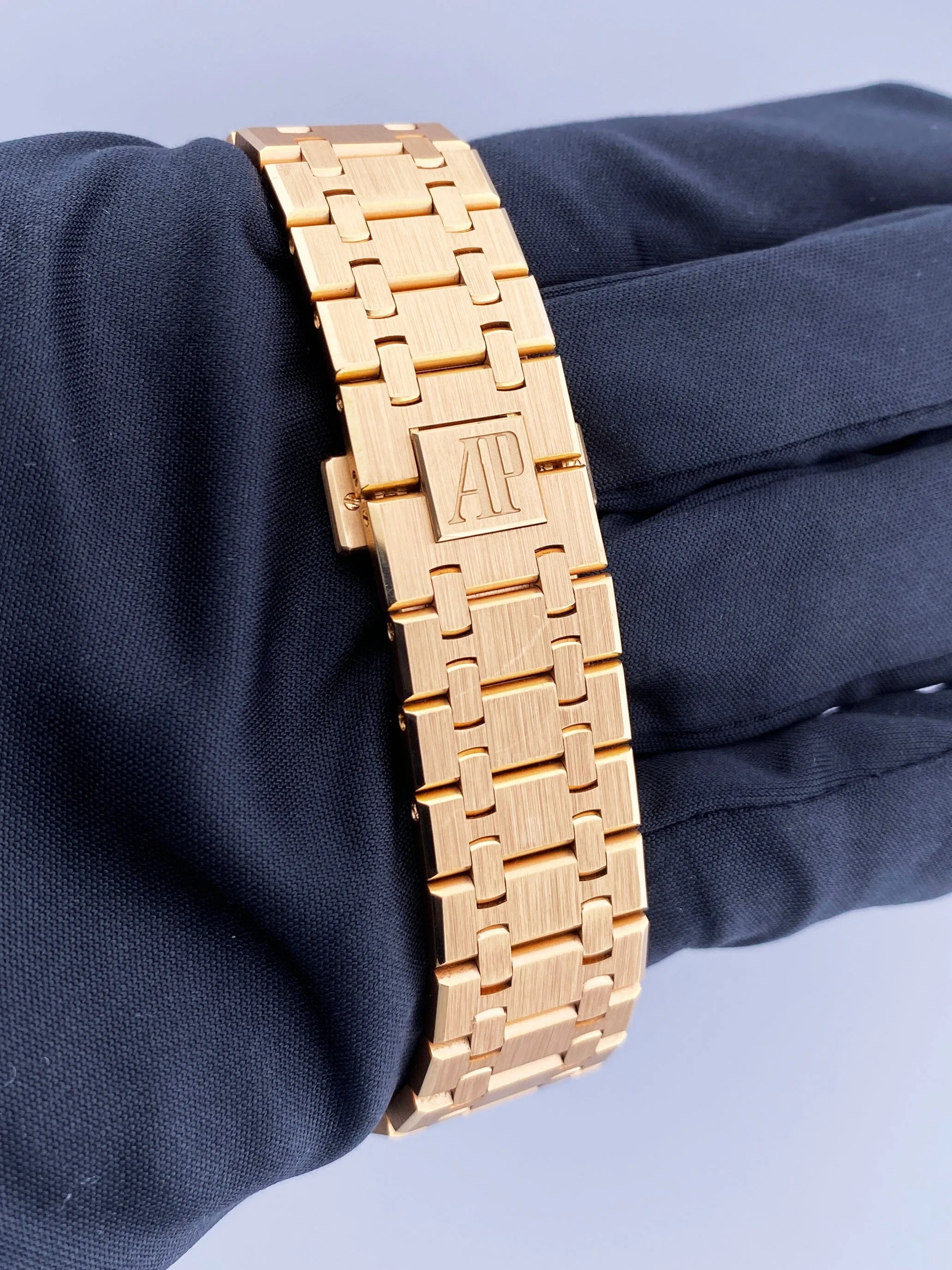 Audemars Piguet Royal Oak 26320OR 18K Rose Gold Chronograph Mens Watch