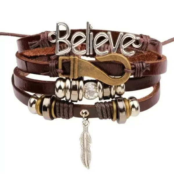 Bracelet en cuir pour homme à breloques