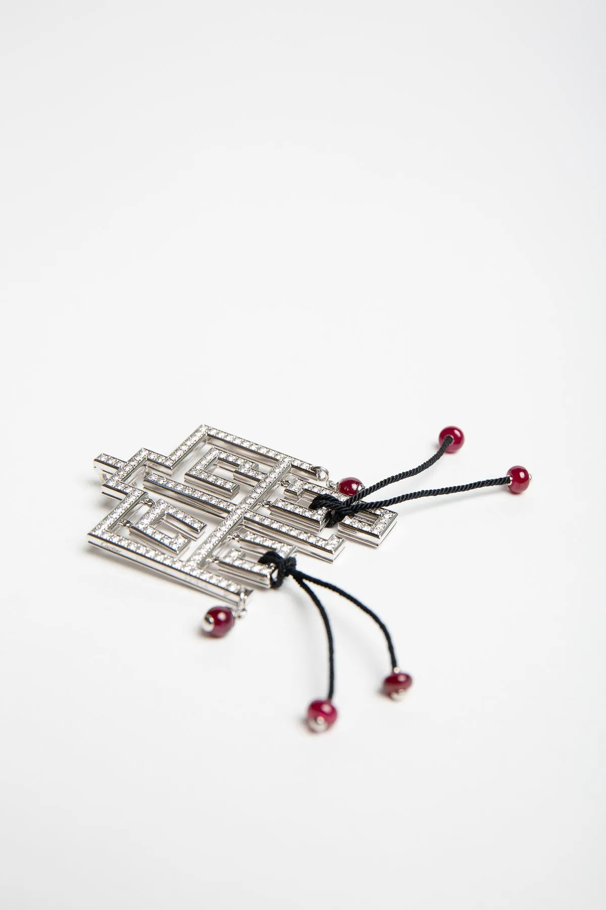 CARTIER | KISS THE DRAGON DIAMOND NECKLACE