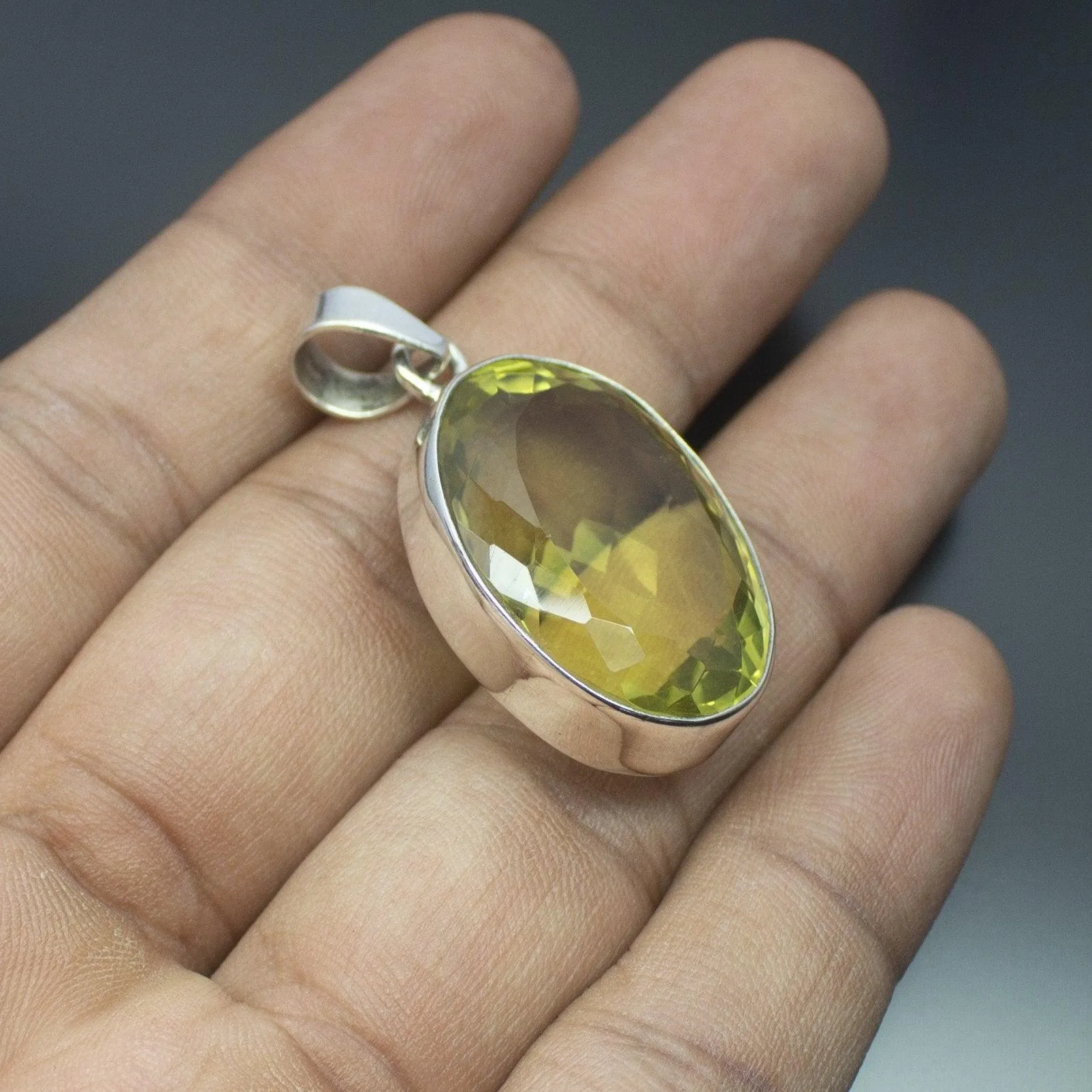 Christmas Gift,  13.80g, Totally Handmade Natural Lemon Quartz Oval Shape 925 Sterling Silver Pendant
