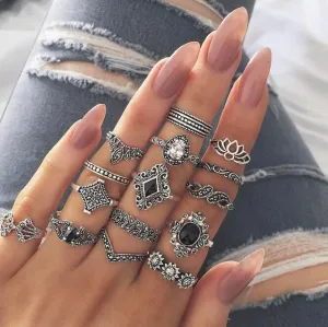 Crystal Flower Ring Set - 15 High-Quality Zinc Alloy Rings in Various Sizes