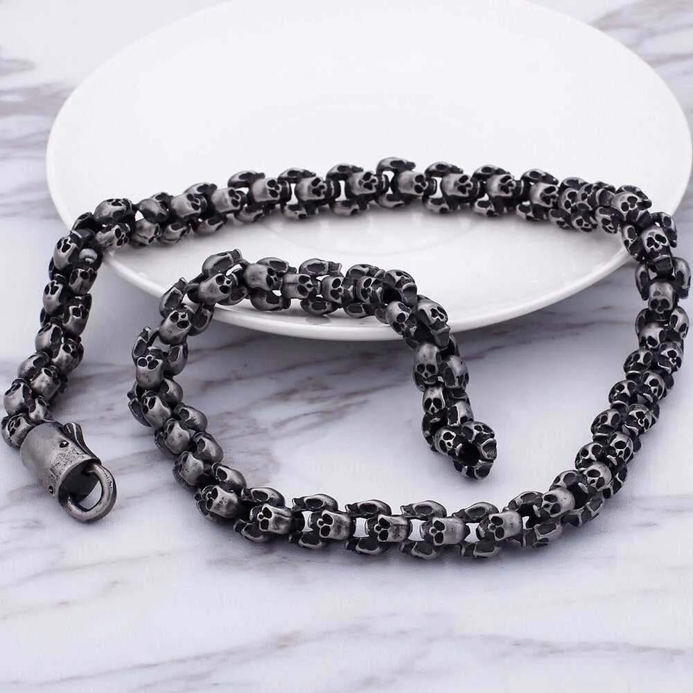 Cycolinks Full Skull Biker Necklace