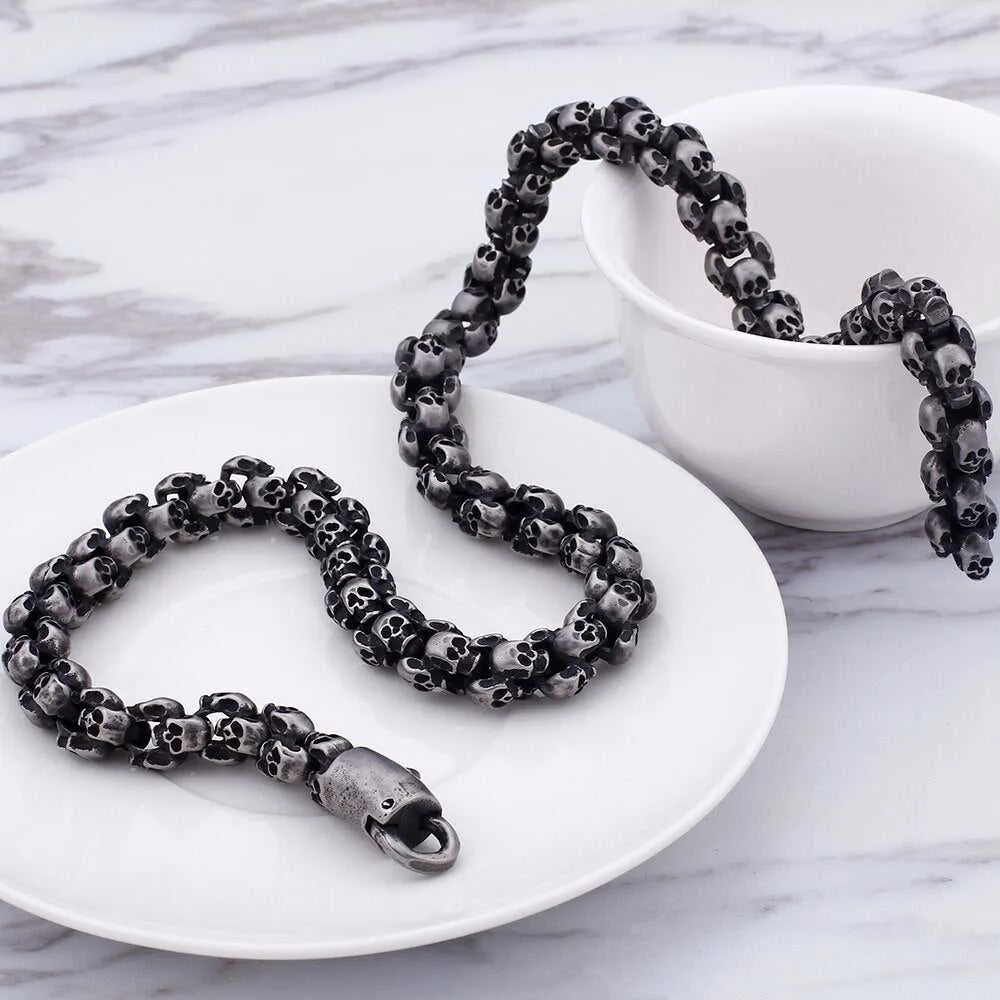 Cycolinks Full Skull Biker Necklace