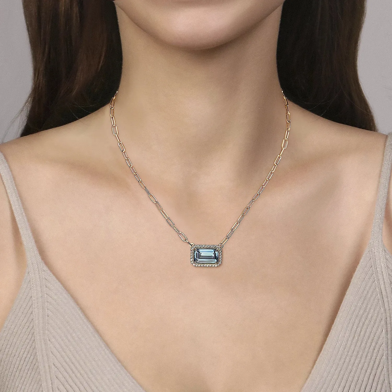 Diamond and Emerald Cut Gemstone Necklace With Flower Pattern Gallery