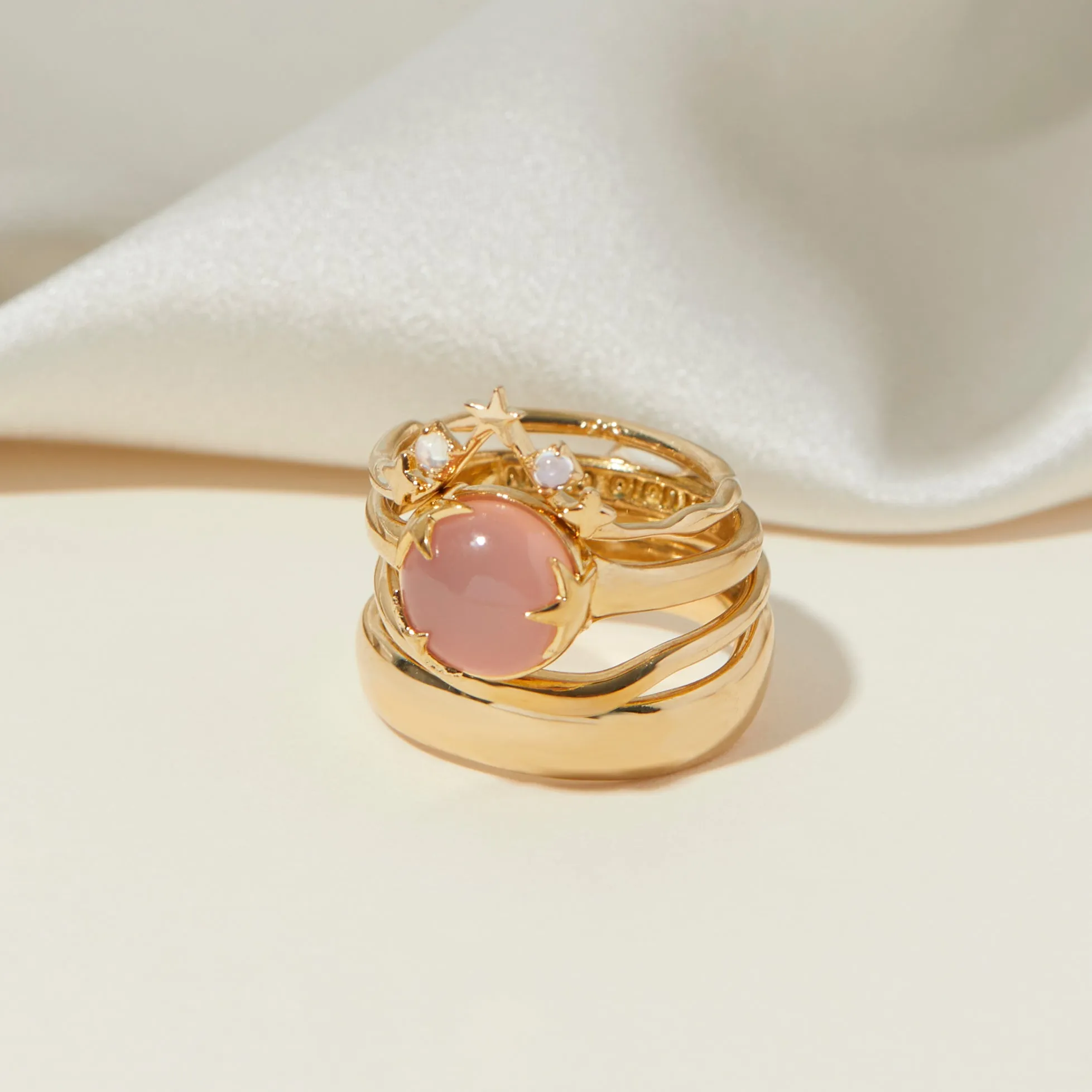 Dome Ring in Large
