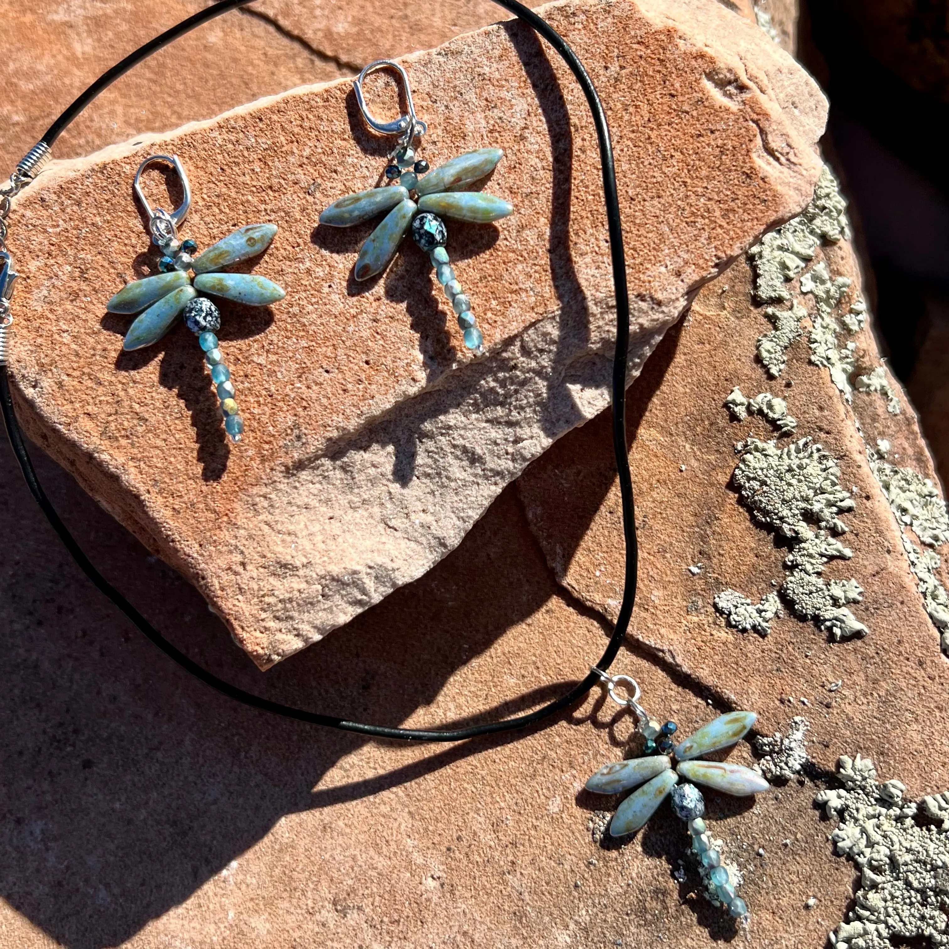 Dragonfly earrings chalk lazure blue