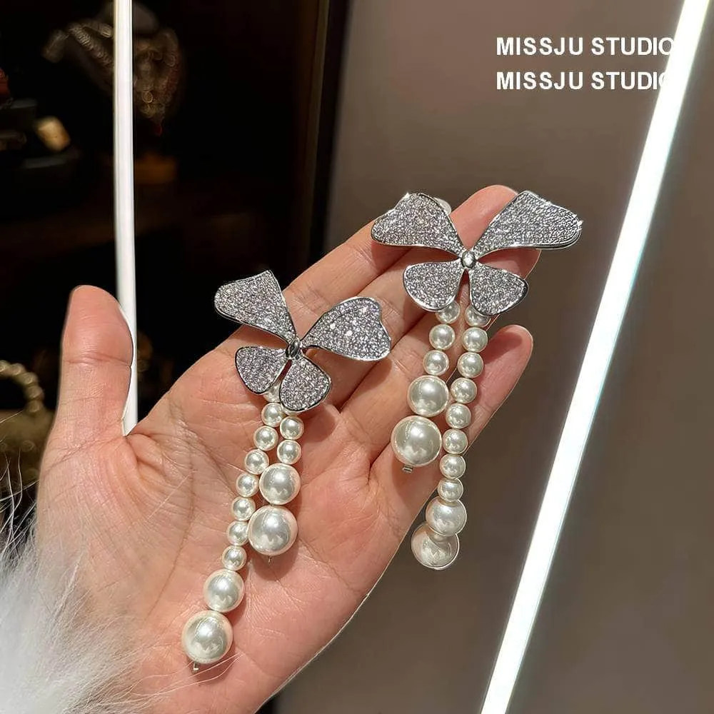 Floral Shaped Sparkly Pearl Deco Tassel Earrings