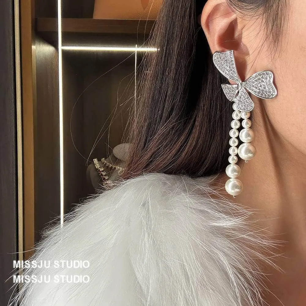 Floral Shaped Sparkly Pearl Deco Tassel Earrings