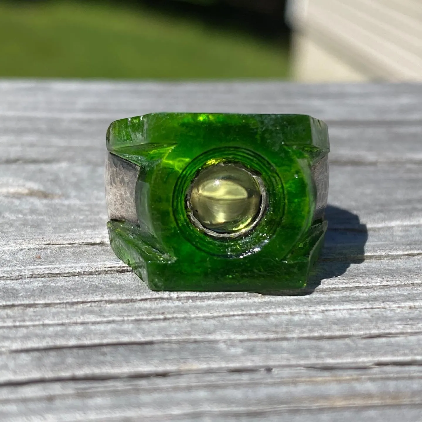 GL Movie Ring w/ glow center