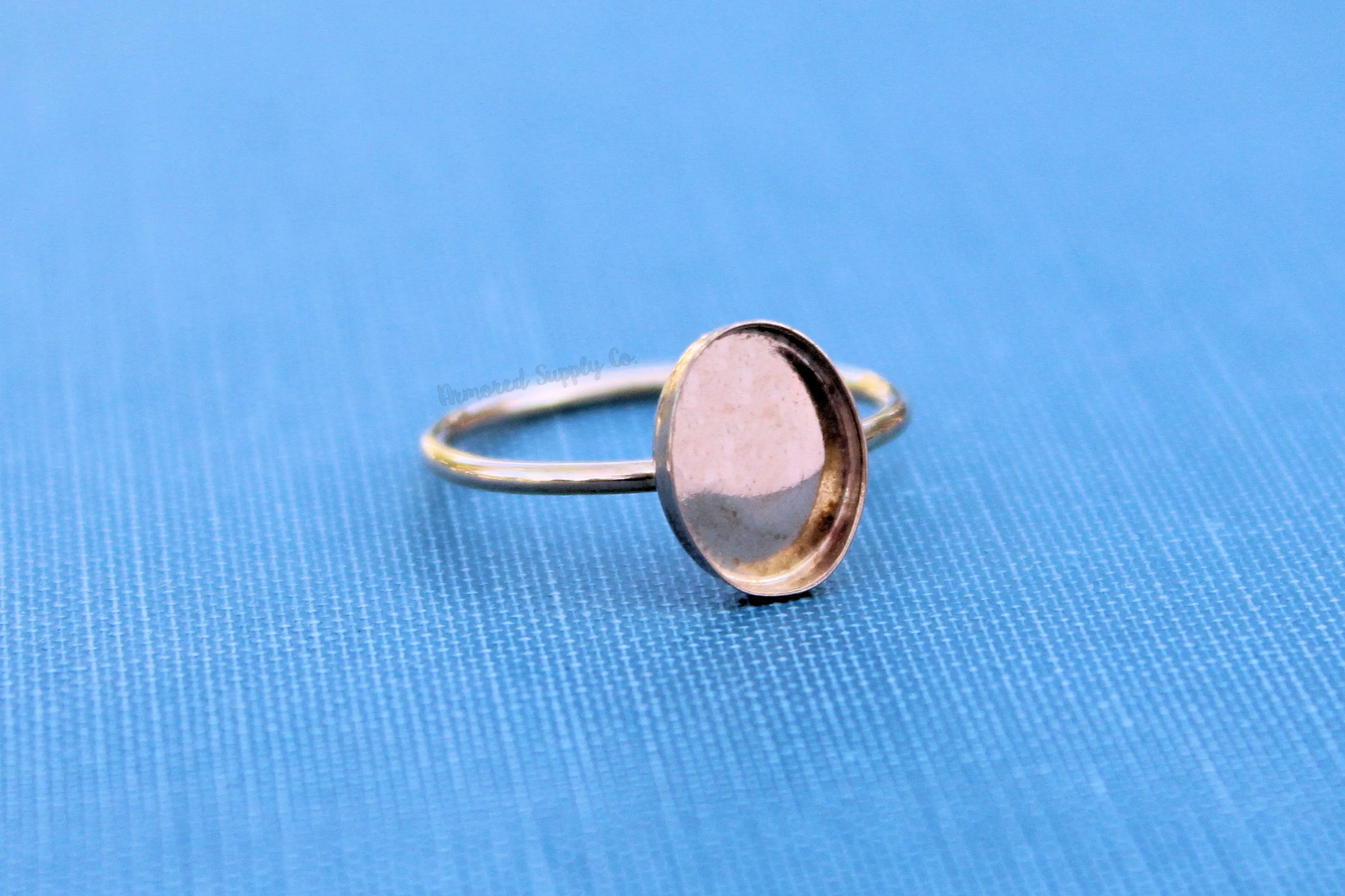 Gold Filled Oval 10x8mm Bezel Ring blank - 16g RING BAND