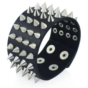 Gothic Bracelet<br> in Rivet