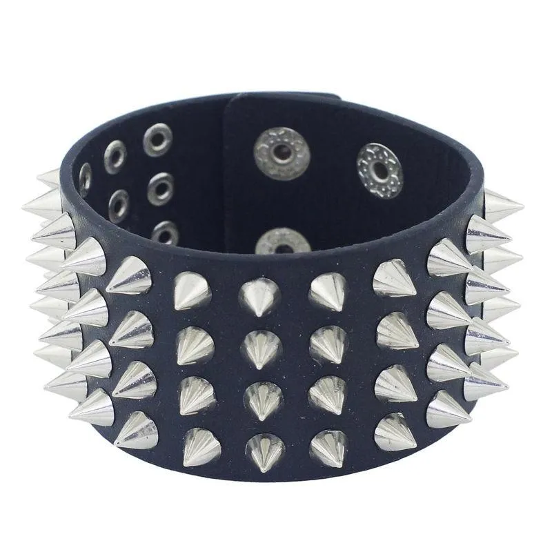 Gothic Bracelet<br> in Rivet