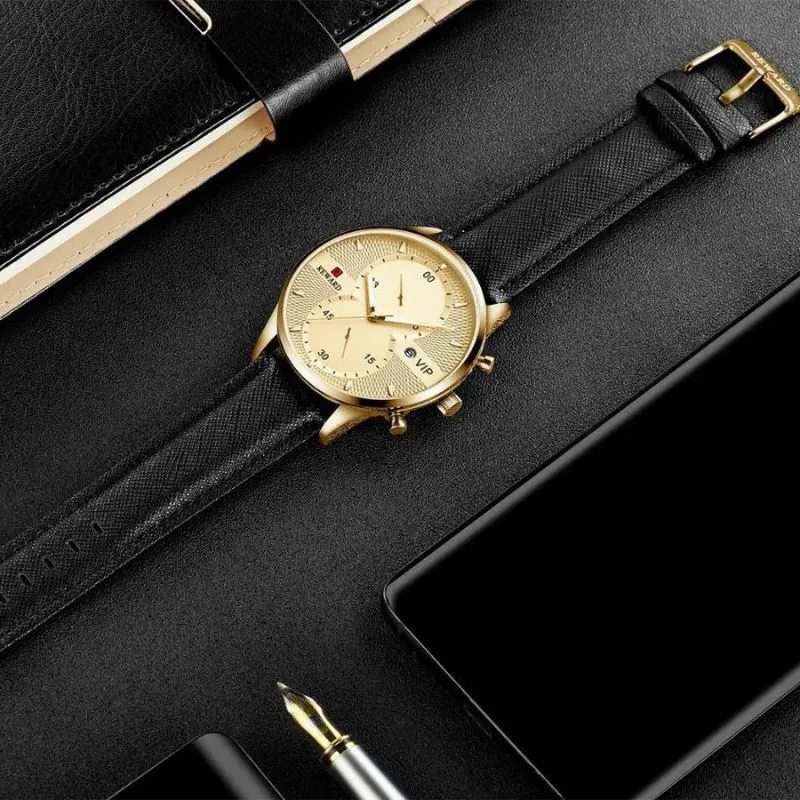 LUXURIOUS CHRONOGRAPH | Elegant, waterproof precision