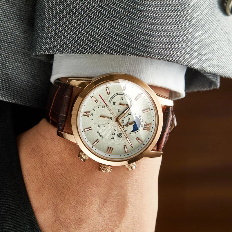 Luxurious leather quartz watch