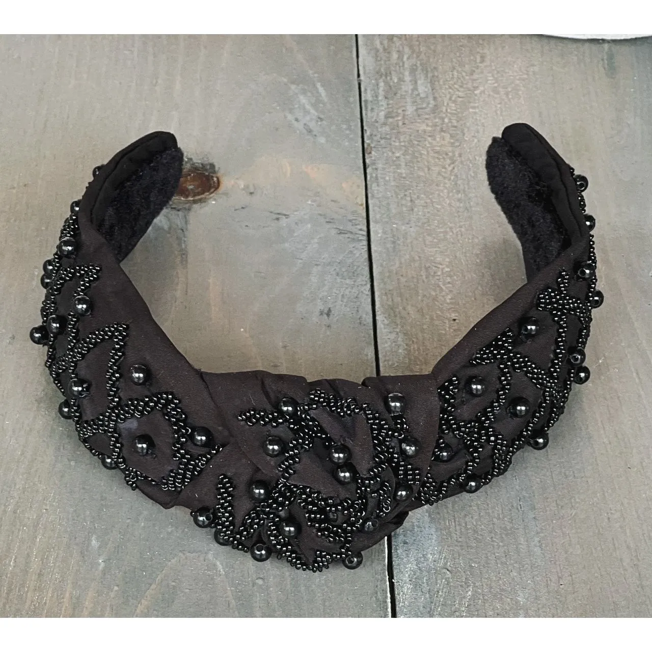 Monochrome Black Seed Bead Front Knot Headband
