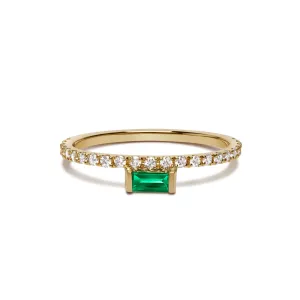 Nikita Ring - White Diamonds with Emerald