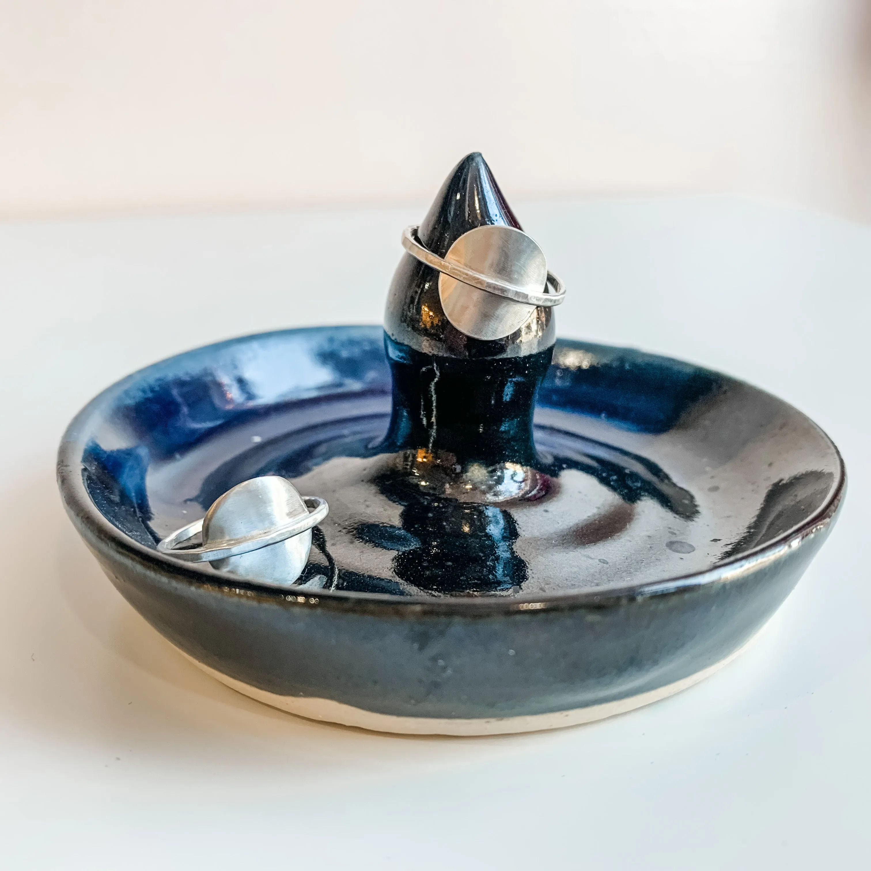 Outer Space Circle Ring Silver