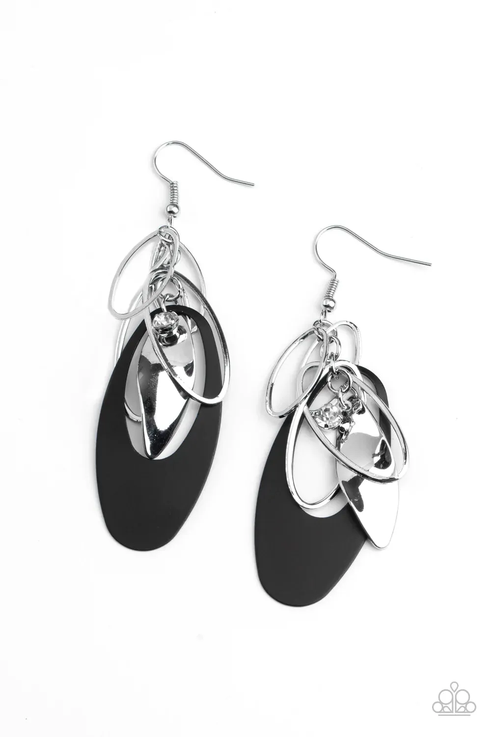 Paparazzi - Ambitious Allure- Black Earring