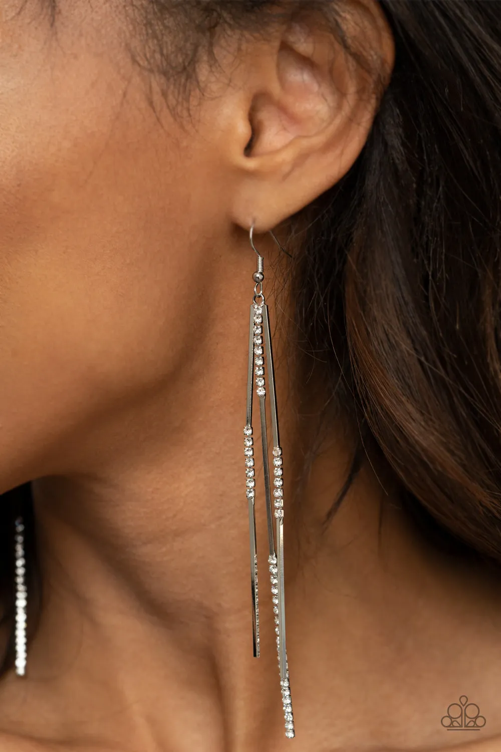 Paparazzi Dainty Dynamism - White Earrings