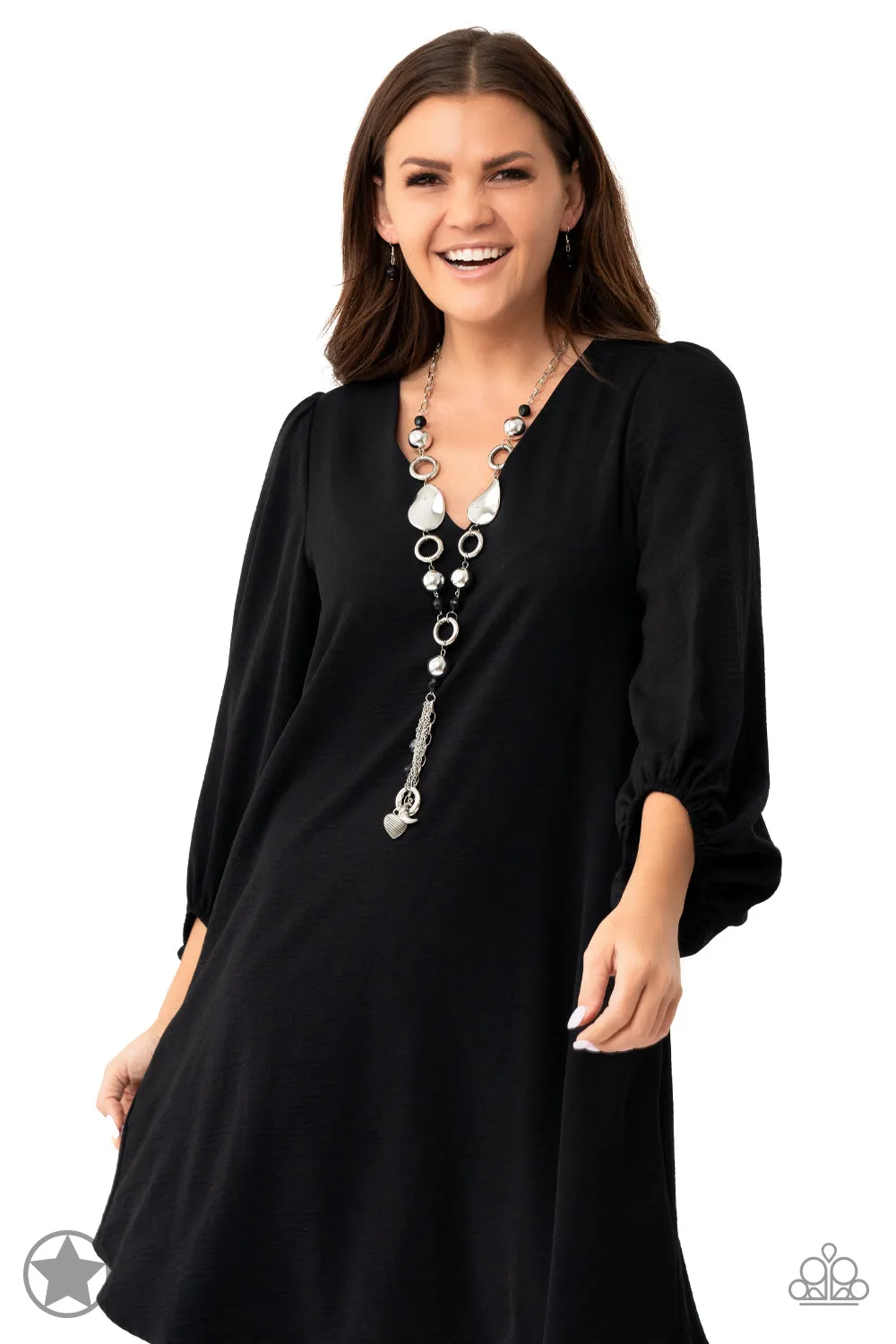 Paparazzi Total Eclipse Of the Heart - Blockbuster Necklace