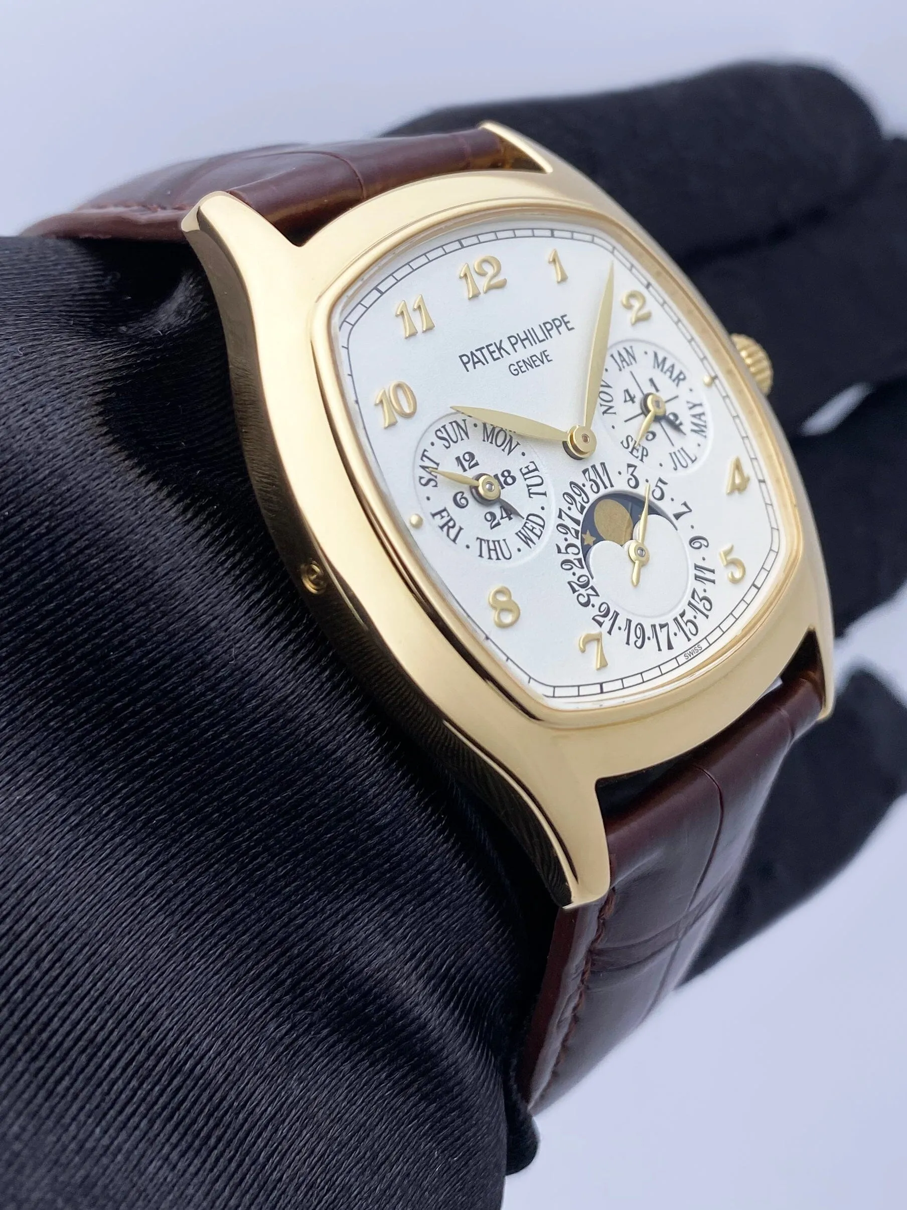 Patek Philippe Grand Complications 5940J Silver Dial Mens Watch Box Papers