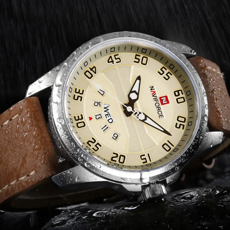 Quartz watch with leather strap