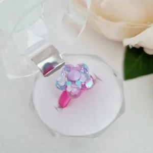 Resin ring- lilac daisy