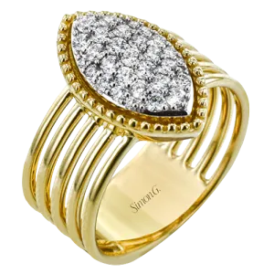 Right Hand Ring in 18k Gold with Diamonds