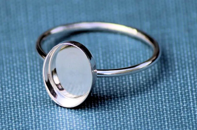 Silver 12x10mm Oval Bezel Cup Ring blank - 14G RING BAND