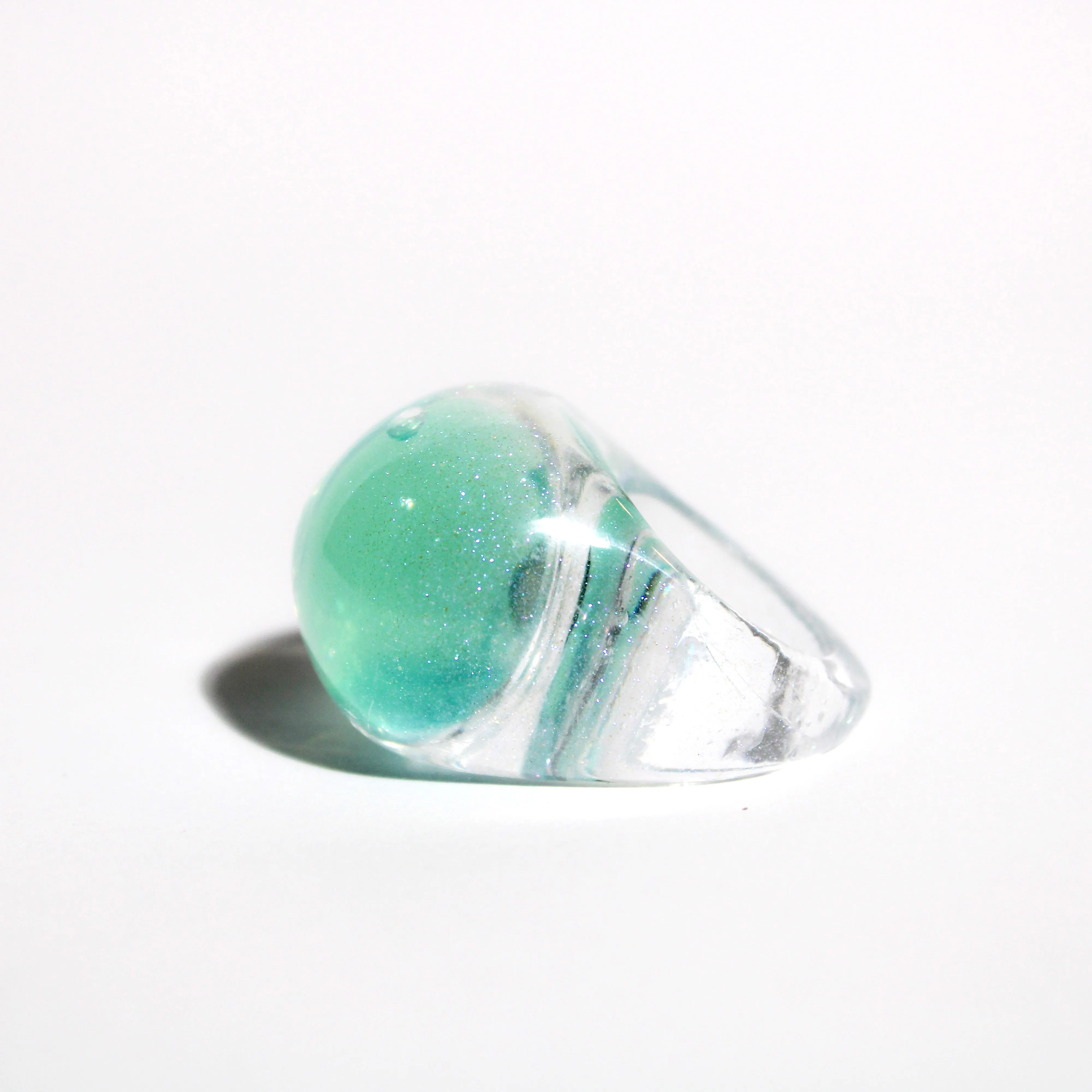 Snow Globe Ring Emerald
