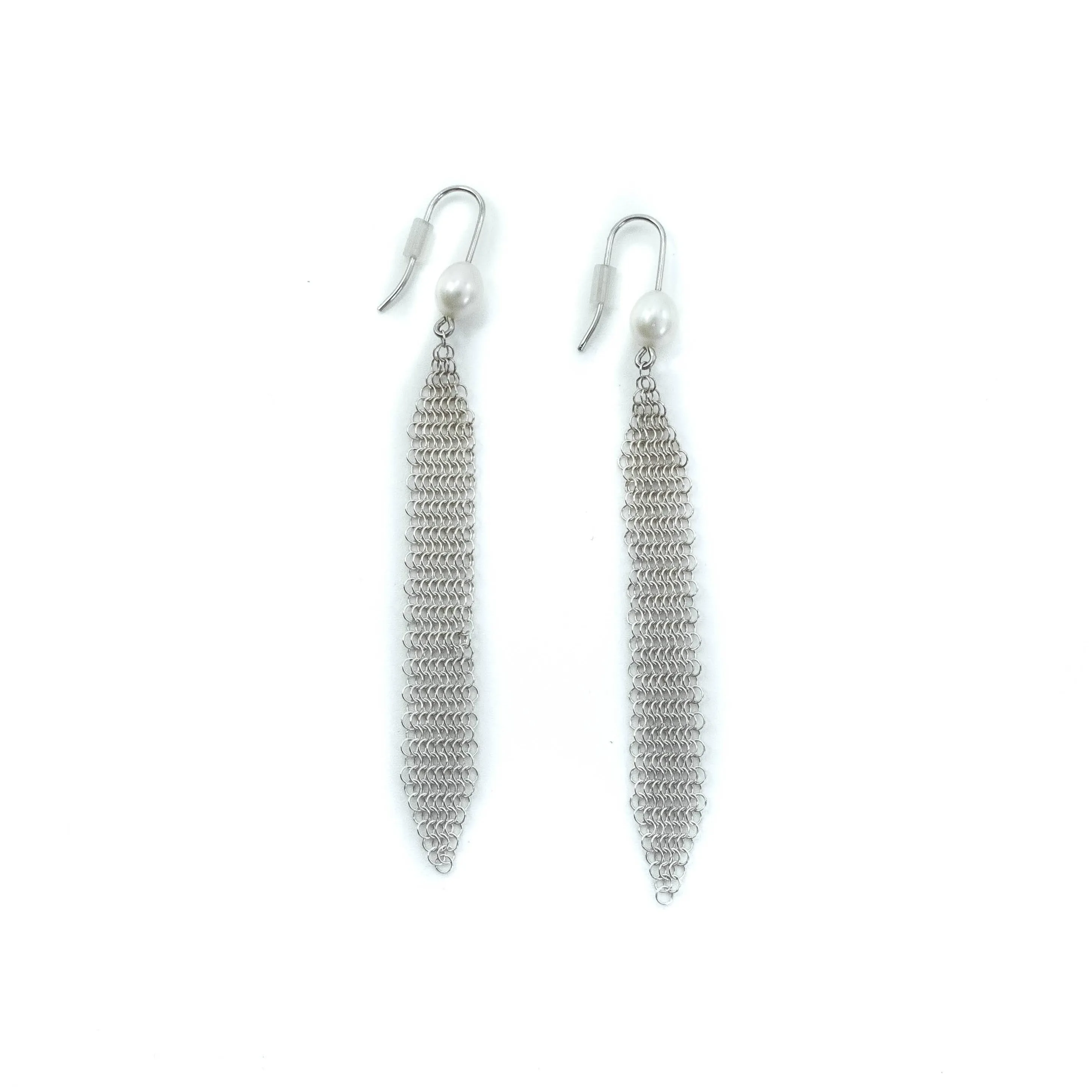 Tiffany & Co Elsa Peretti Mesh Tassel Drop Earrings in Sterling Silver with Freshwater Pearls