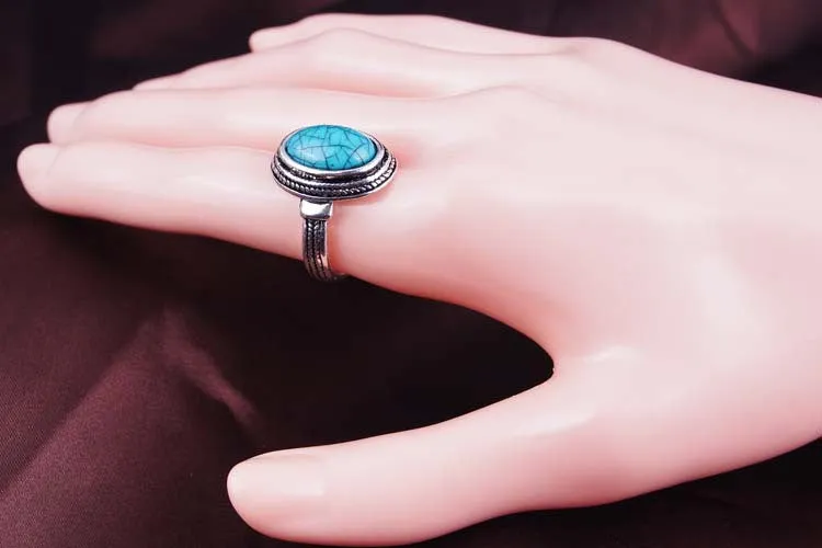 Vintage Look Bohemian Mini Turquoise Rings For Women Africa Bead Jewelry New Design High Quality
