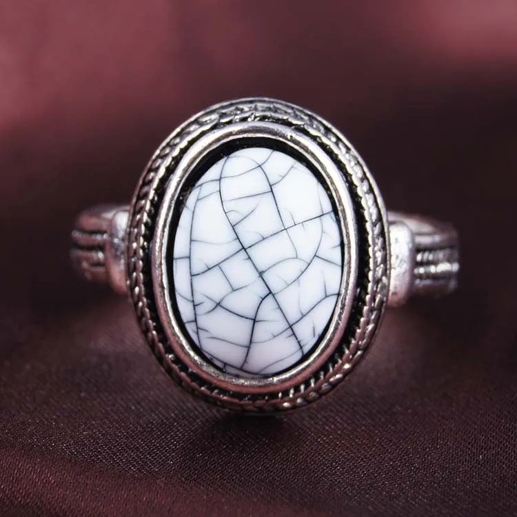 Vintage Look Bohemian Mini Turquoise Rings For Women Africa Bead Jewelry New Design High Quality