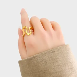 Water Resistant Squiggle Ring