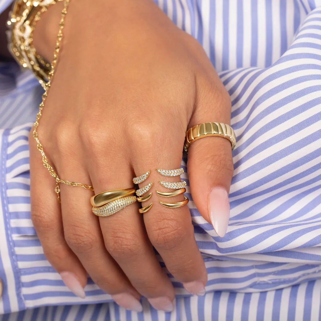 Wave Gold Band Ring